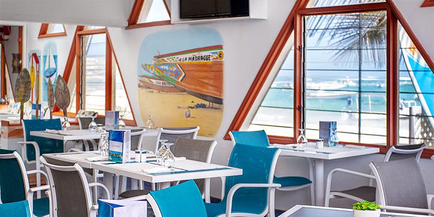 Hotel La Madrague Дакар Екстериор снимка
