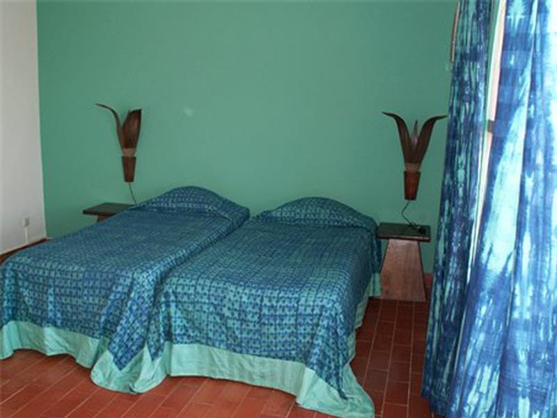 Hotel La Madrague Дакар Екстериор снимка